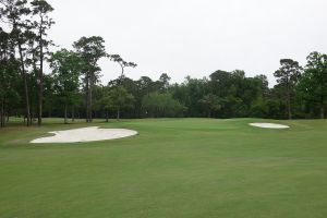 Deerwood 10th Approach